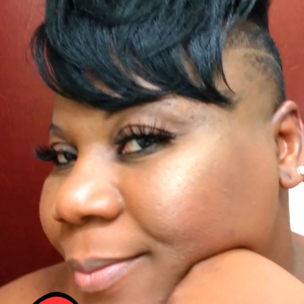Meet your Posher, Ms.kee